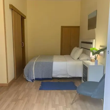 Feriehus Agradable Casa Con Patio, A 10 Minutos De La Playa