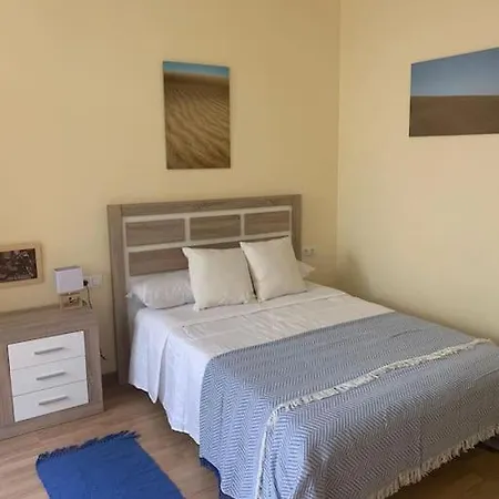 Agradable Casa Con Patio, A 10 Minutos De La Playa *