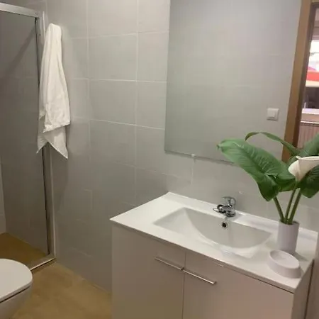 Feriehus Agradable Casa Con Patio, A 10 Minutos De La Playa
