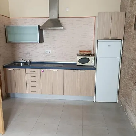 Feriehus Agradable Casa Con Patio, A 10 Minutos De La Playa Vigo