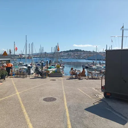 Feriehus Agradable Casa Con Patio, A 10 Minutos De La Playa